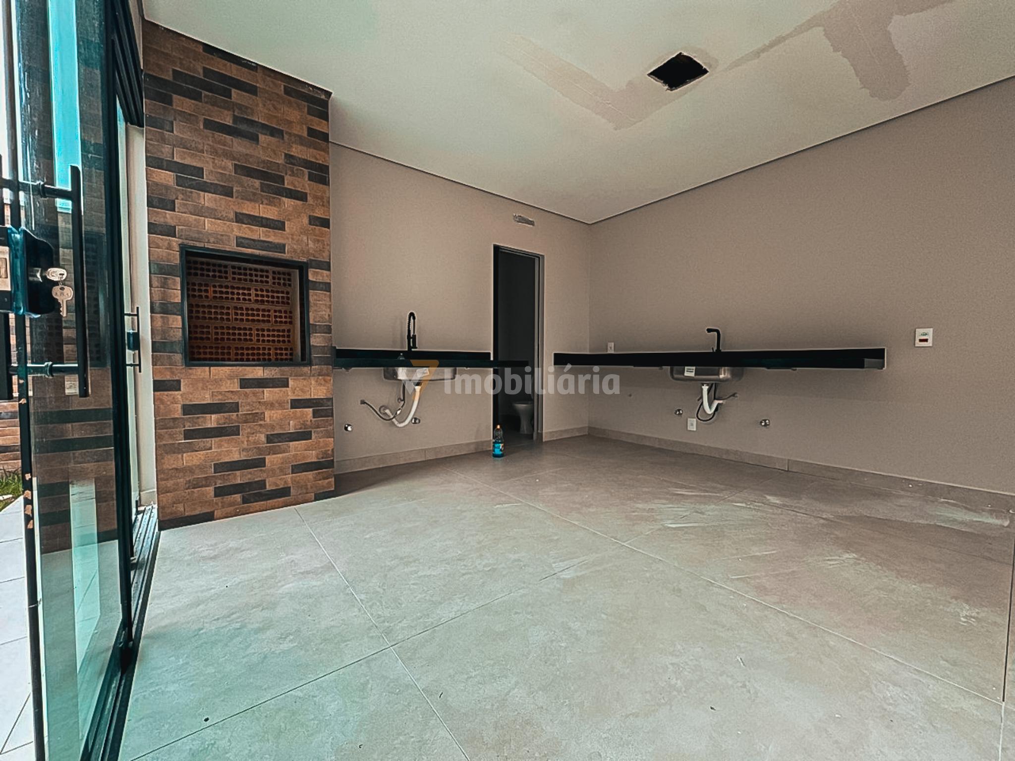 WhatsApp Image 2025-01-10 at 10.57.04 AM (1)