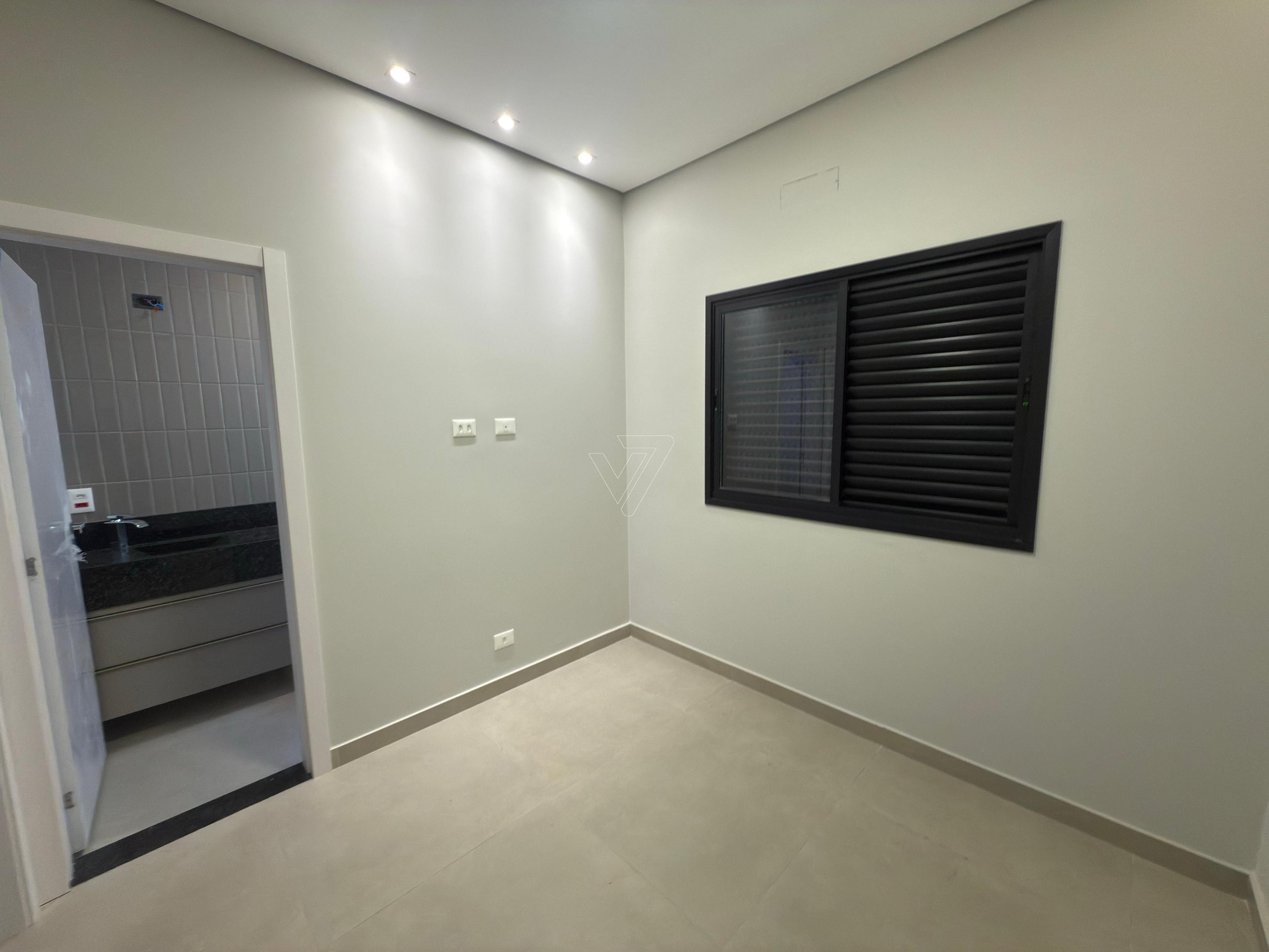 WhatsApp Image 2025-08-13 at 17.05.20