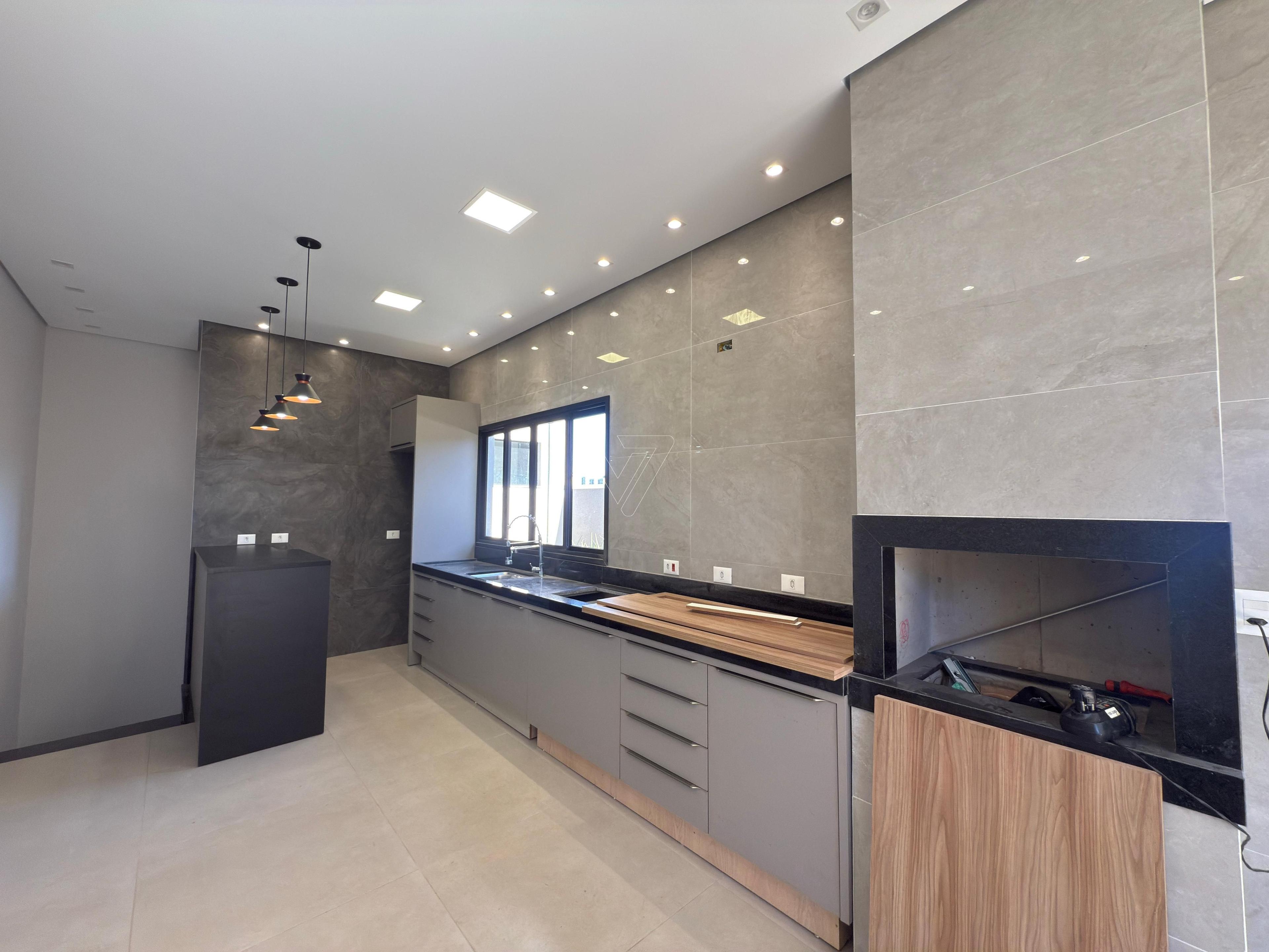 WhatsApp Image 2025-08-13 at 17.05.16 (1)