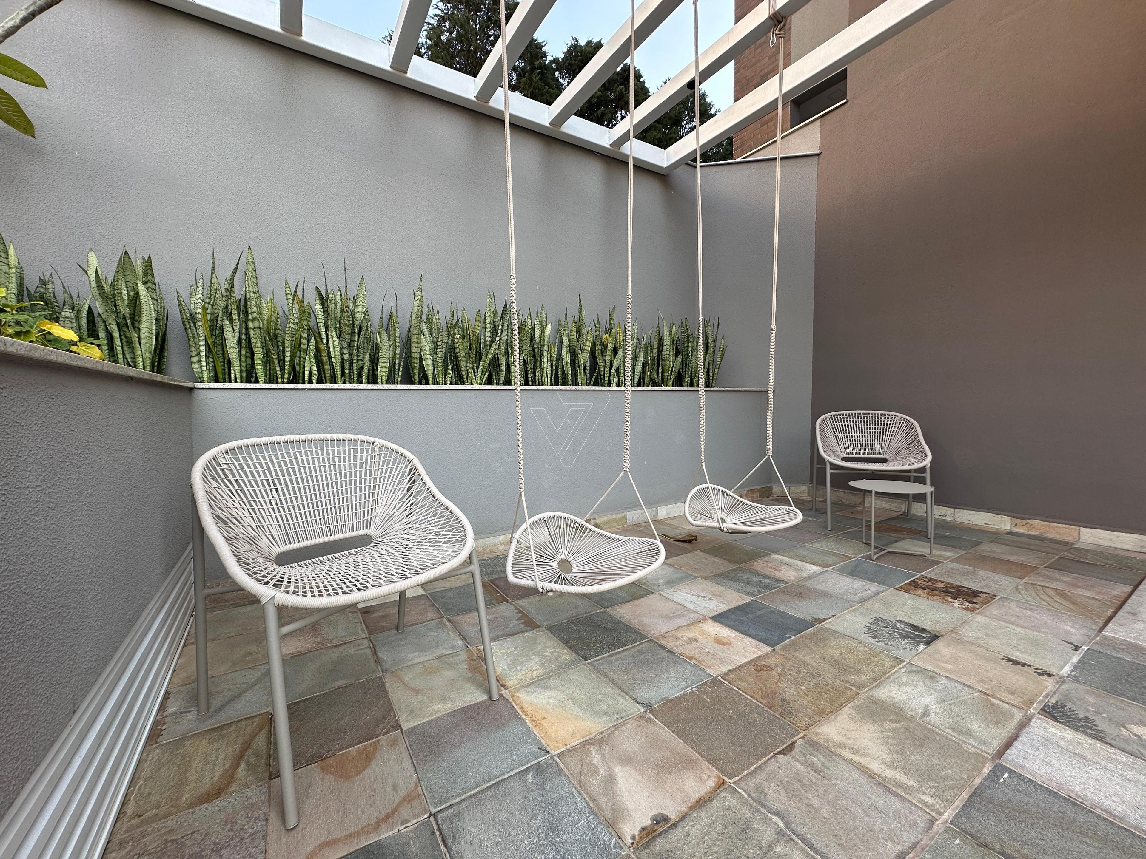 70f0b7de-4115-4289-80bc-f91649985088